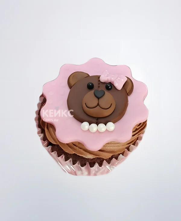 Розовые капкейки с мишками в бусах Фото