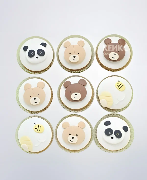 Капкейки с мишками и пчелками на годик Фото