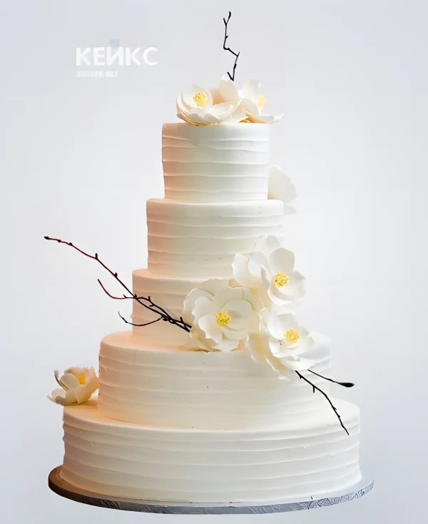 Белый свадебный торт с орхидеями Фото
