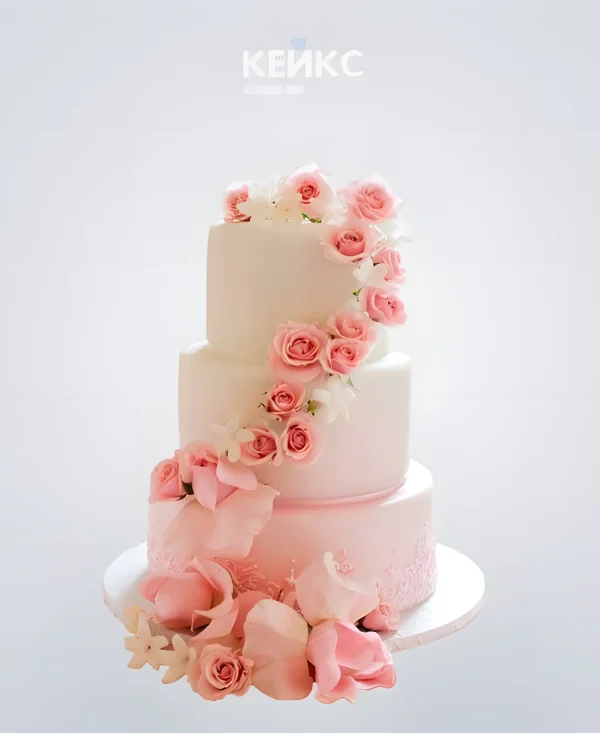 Шикарный свадебный торт с розовыми цветами Фото