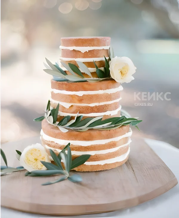 Трехъярусный свадебный торт Рустик с цветами Фото
