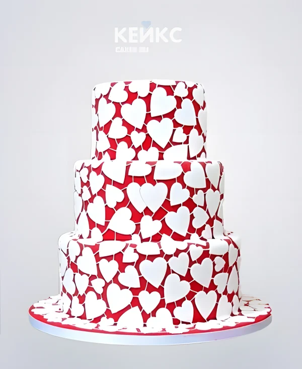 Красный трехъярусный свадебный торт с белыми сердечками Фото