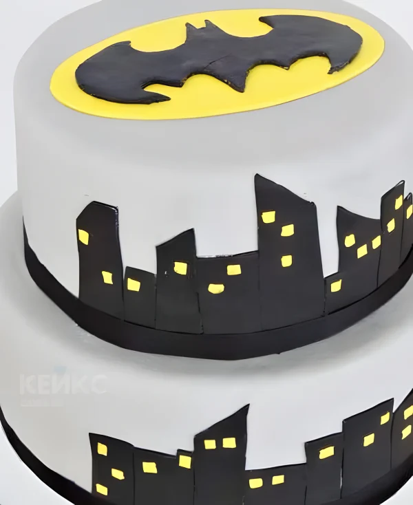 Торт Бэтмен знак над городом Фото