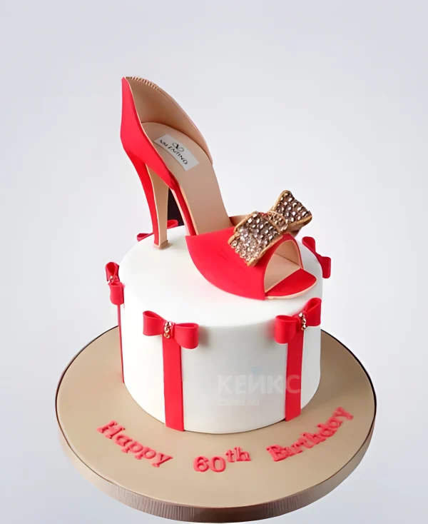 Торт красная туфелька с бантиком Фото