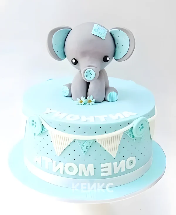Голубой торт на годик мальчику со слоненком Фото