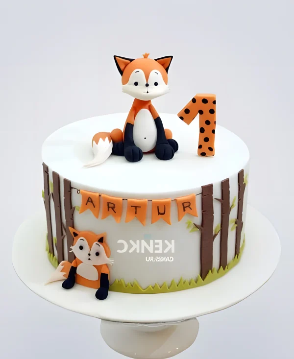 Торт с фигуркой лисы и надписью Фото