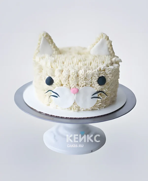 Торт в виде мордочки пушистого котенка Фото