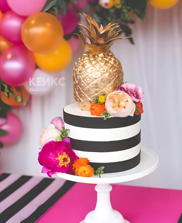 Стильный торт с ананасом Фото