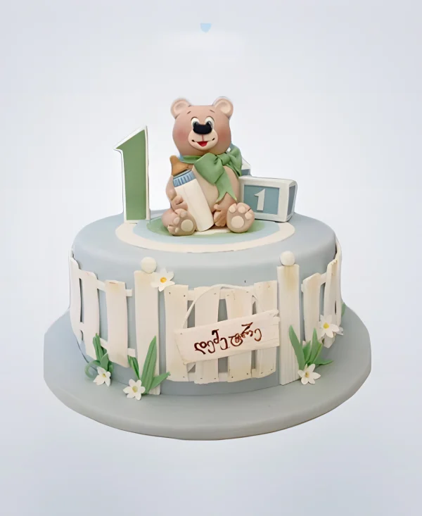 Торт с мишкой на природе Фото