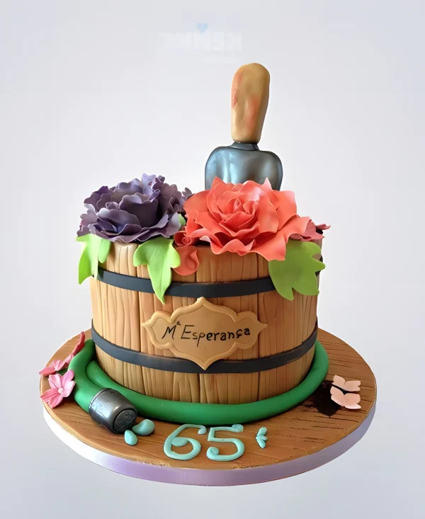 Торт с цветами в бочке Фото