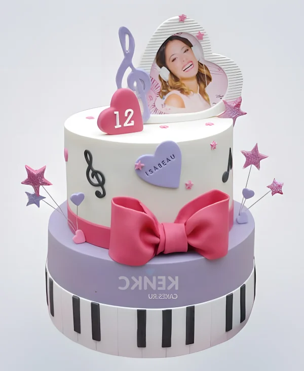 Торт на день рождения девочке на 12 лет Фото