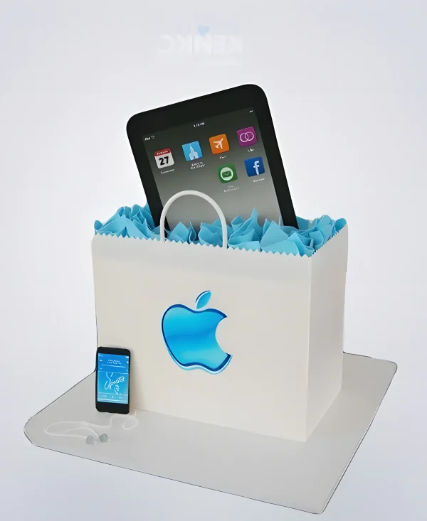 Торт в виде айфона в подарочном пакете Фото