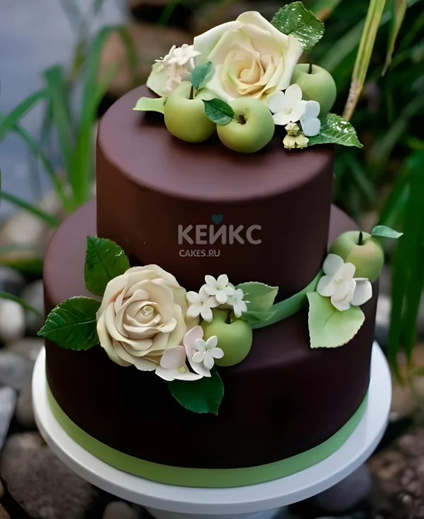 Торт с яблоками и розами Фото