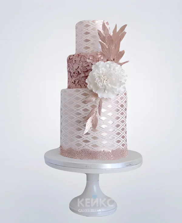 Эксклюзивный торт бело-бронзовый с цветком на день рождения Фото