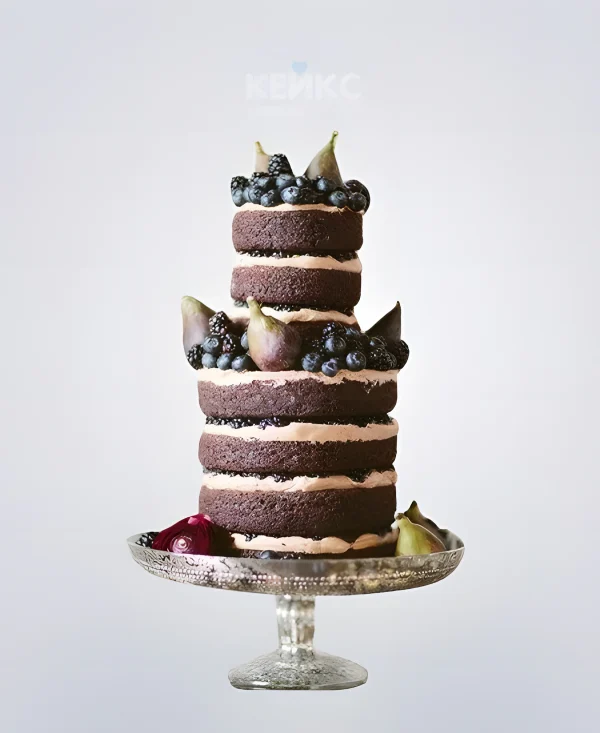 Двухъярусный торт с грушами и ягодами на юбилей мужчине Фото