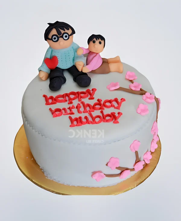 Нежный голубой торт с фигурками Фото