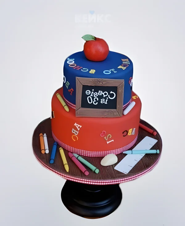 Красно-синий торт на 1 сентября с яблоком Фото