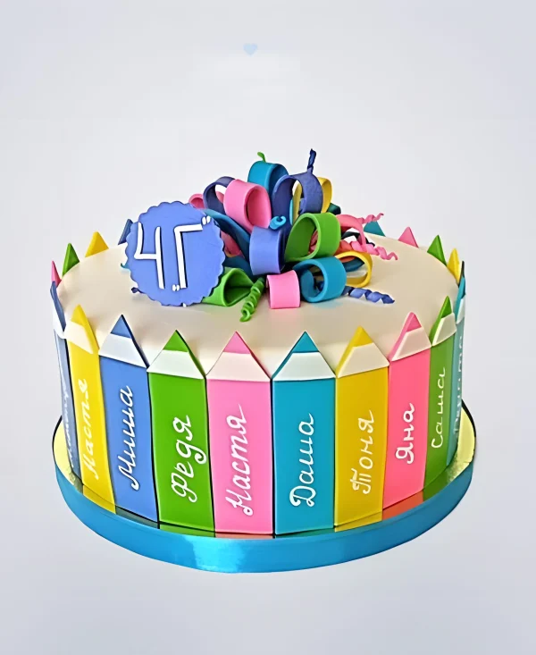 Торт на выпускной в школе с именами выпускников Фото