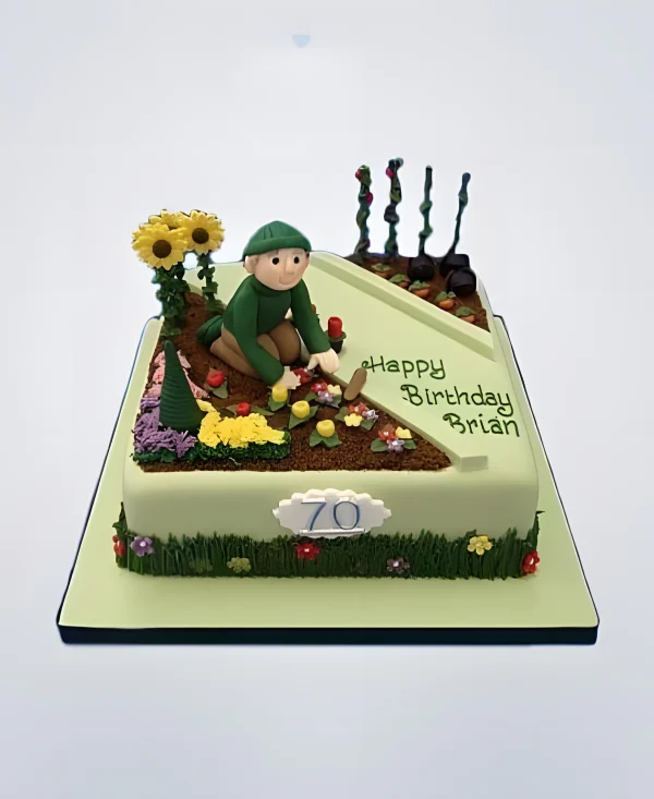Торт Огород в виде дачника на клумбе Фото