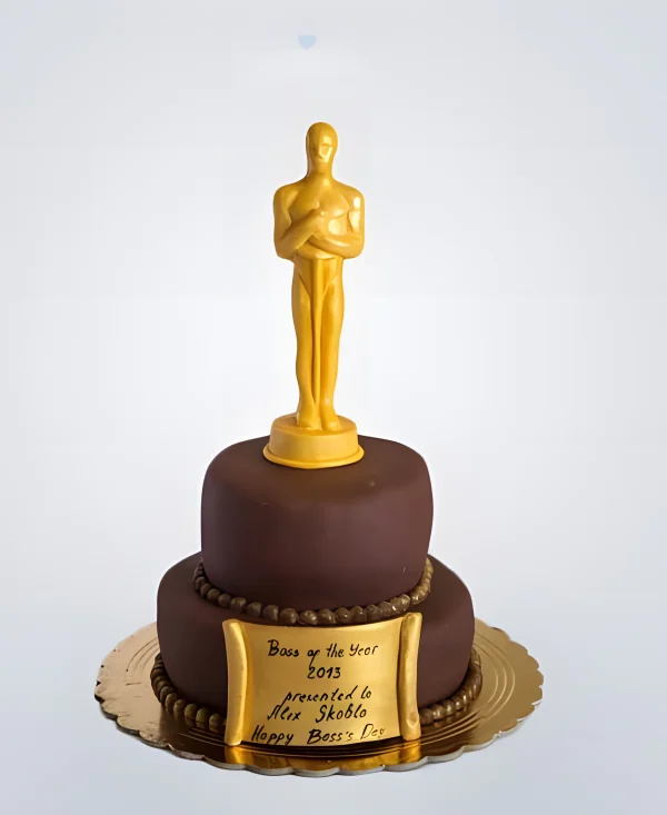 Торт Оскар с золотой статуэткой Фото