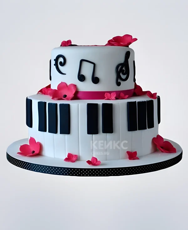 Милый торт с пианино Фото