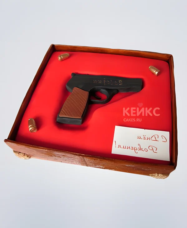 Прямоугольный торт с пистолетом Фото