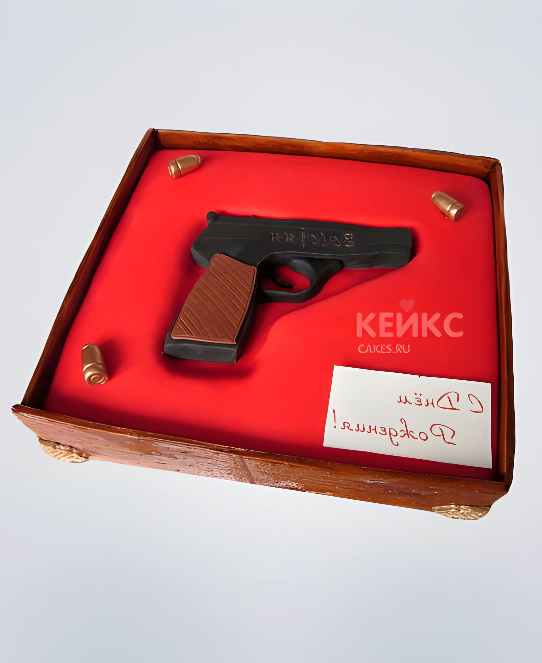 Прямоугольный торт с пистолетом Фото