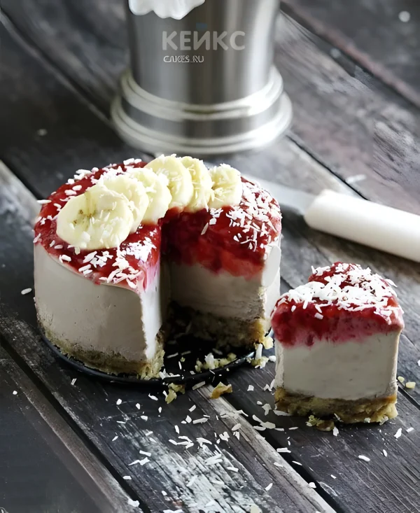 Красно-белый постный торт Фото