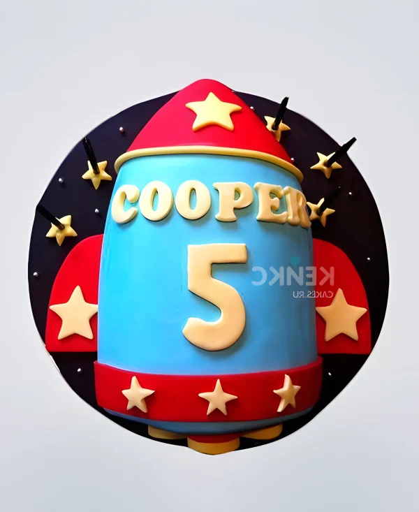 Торт в виде ракеты со звездами Фото