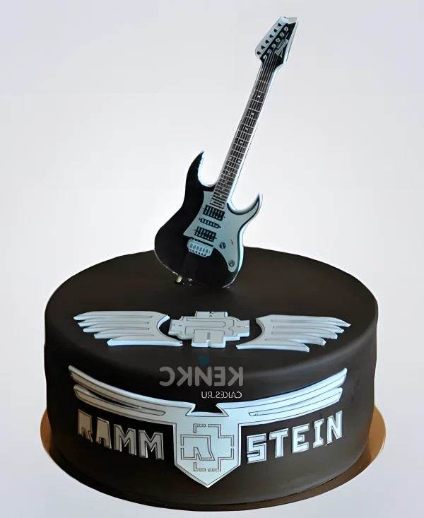 Торт с гитарой для фаната Рамштайн Фото