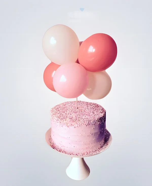 Торт с разноцветными воздушными шариками Фото