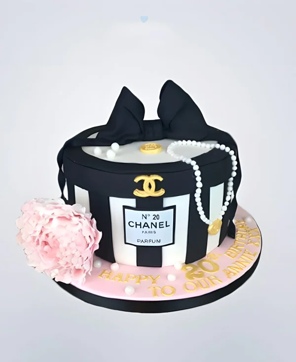 Торт шанель черный бантик и розовый цветок Фото
