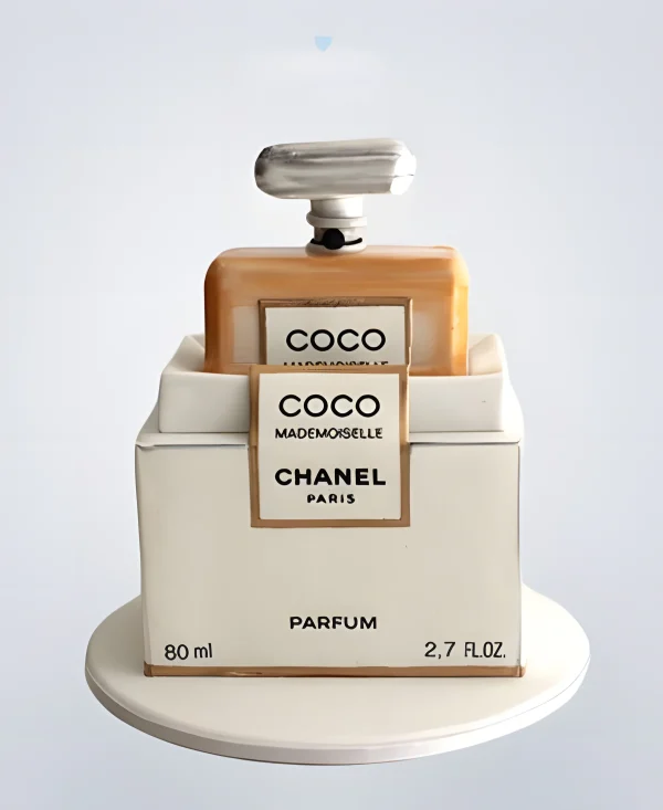 Торт шанель в виде бутылочки духов Фото