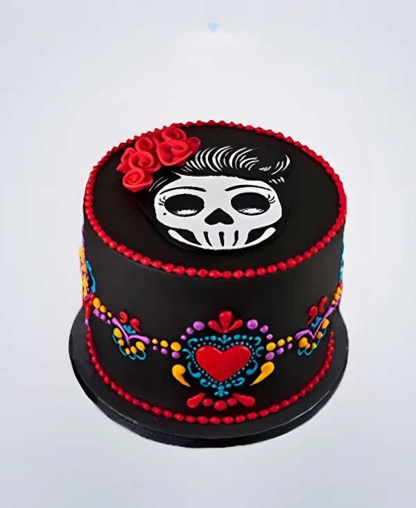 Торт в готическом стиле с черепом и сердечком Фото