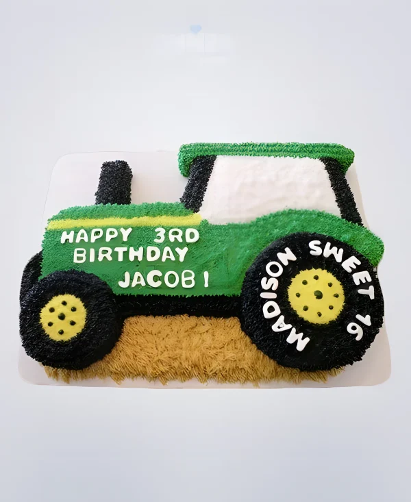 Торт в виде зеленого трактора с надписью Фото