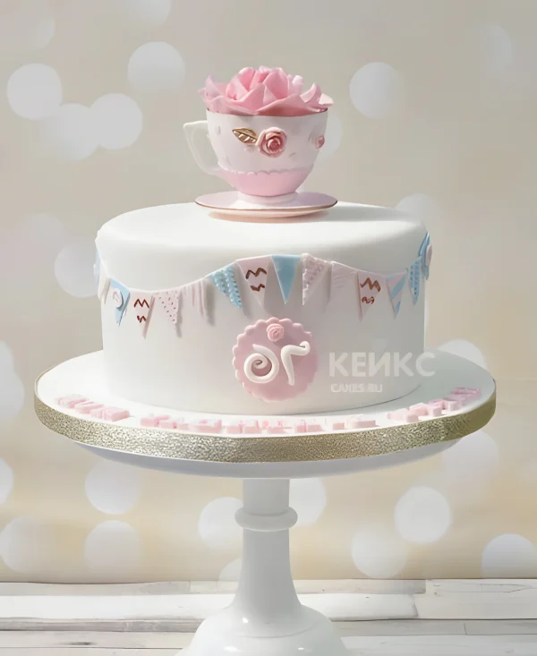 Милый торт в винтажном стиле Фото