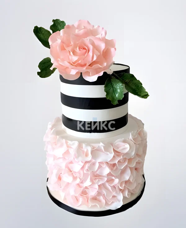 Торт для девушки на 25 лет Фото