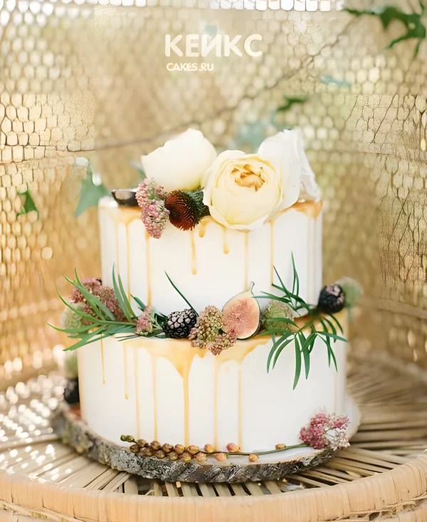 Двухъярусный торт с цветами на юбилей маме 55 лет Фото