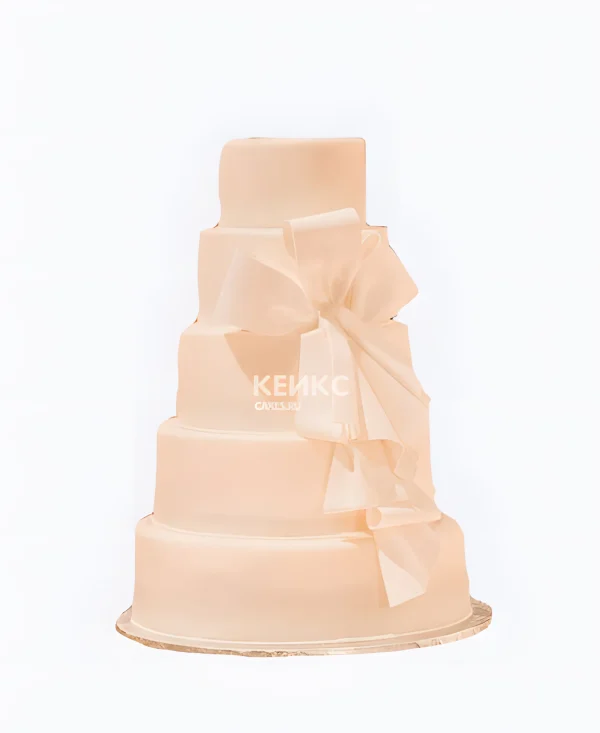 Оригинальный нежно-розовый торт Фото