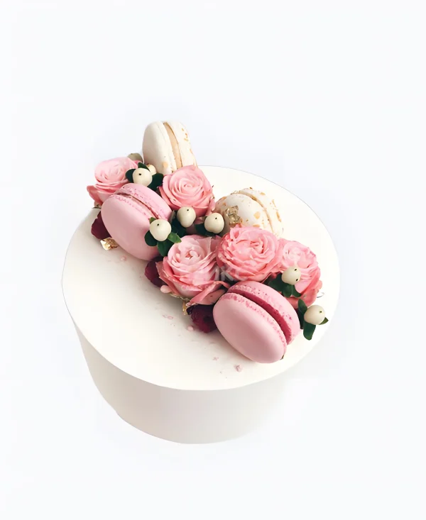 Одноярусный свадебный торт без мастики с гиперикумом Фото