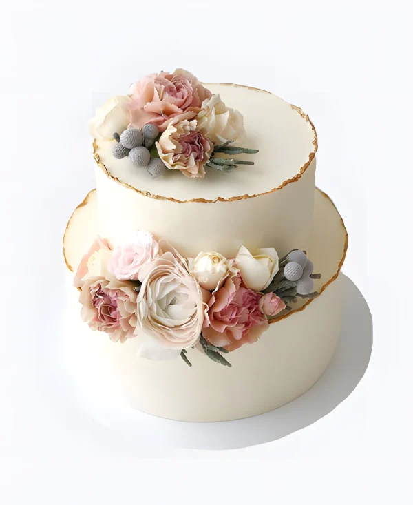 Двухъярусный торт с окантовкой и цветками Фото