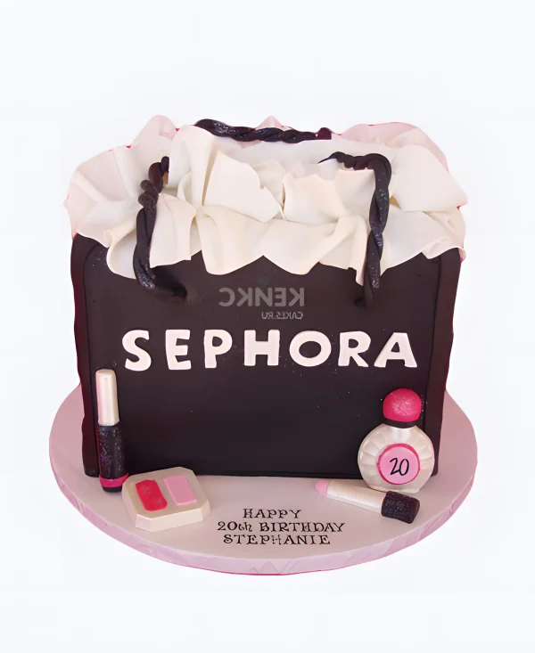 Торт в виде сумочки на 20 лет девушке Фото