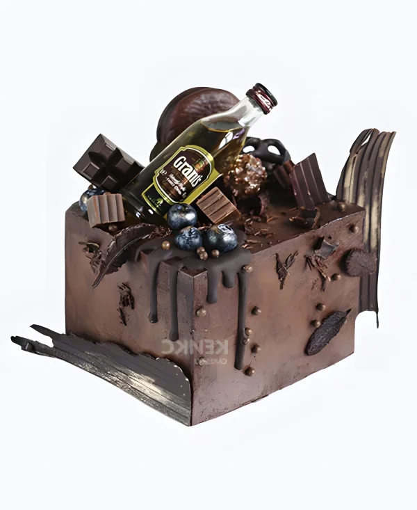 Квадратный шоколадный торт с бутылкой Фото