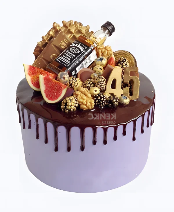 Торт с шоколадной глазурью и инжиром Фото