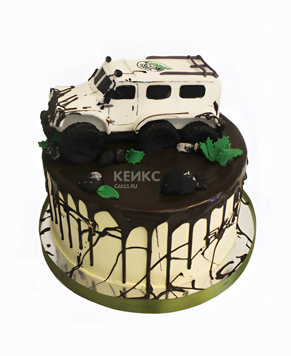 Торт с фигуркой Джипа на бездорожье Фото