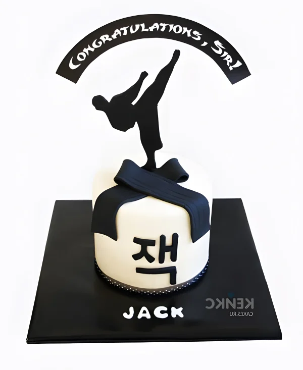 Черно-белый торт кимоно Фото