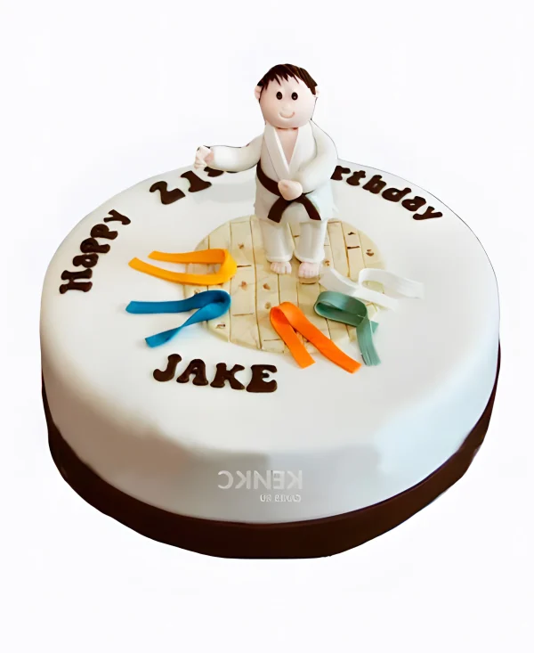 Милый торт кимоно на день рождения Фото