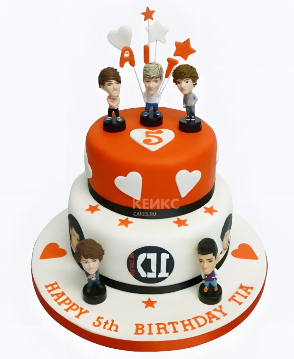 Красно-белый торт с разными фигурками Фото