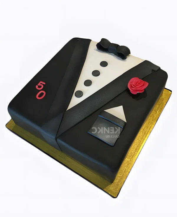 Торт костюм с розочкой Фото