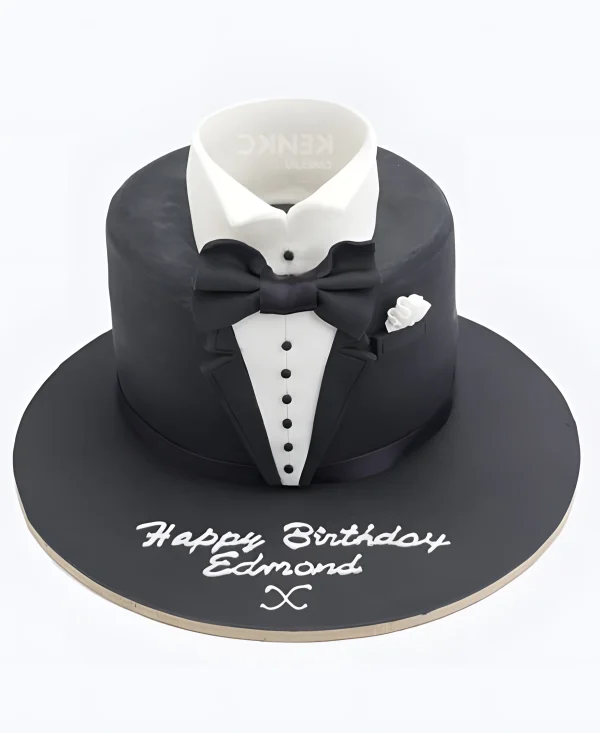 Мужской торт костюм из мастики Фото